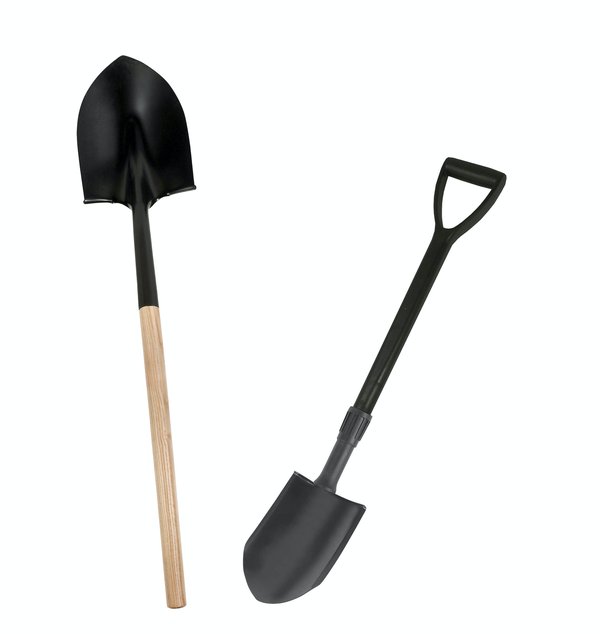 La pelle de survie : que savoir sur cet outil ?